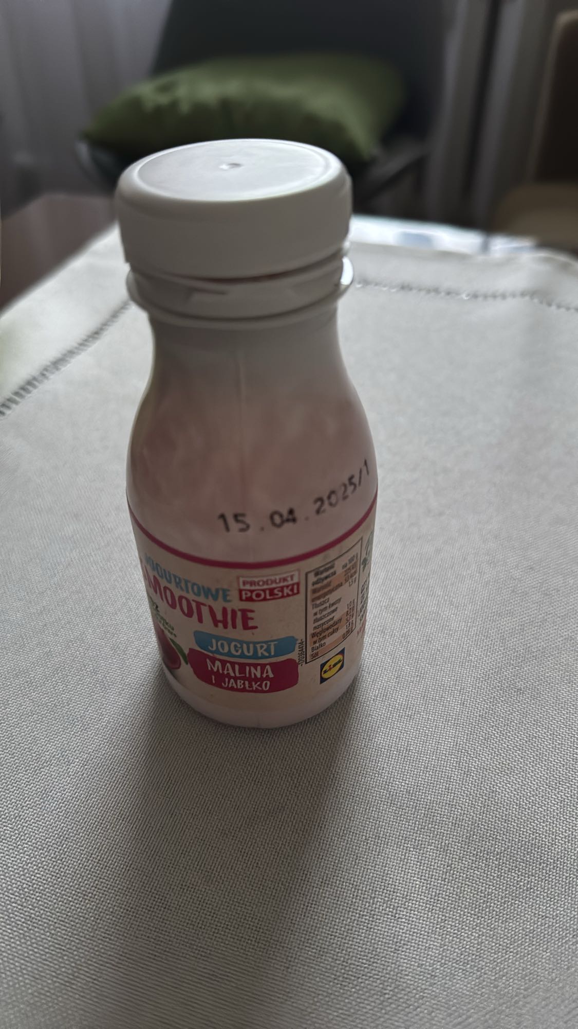 Jogurt malinowo-jabłkowy
