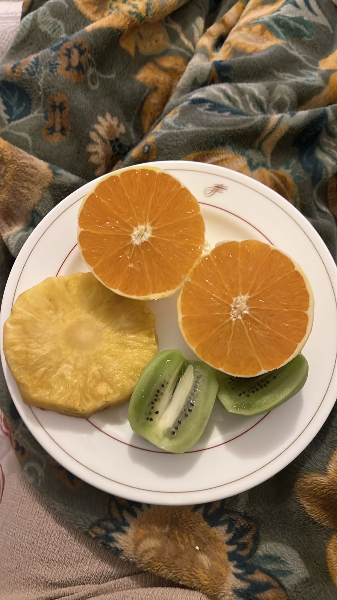 Assiette de fruits frais