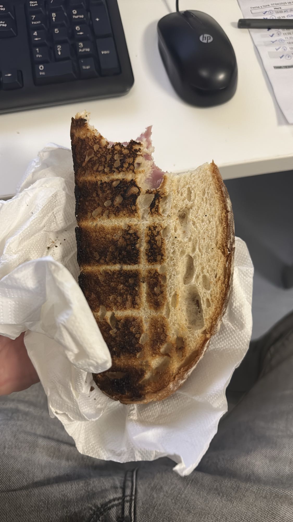 Sándwich tostado mixto