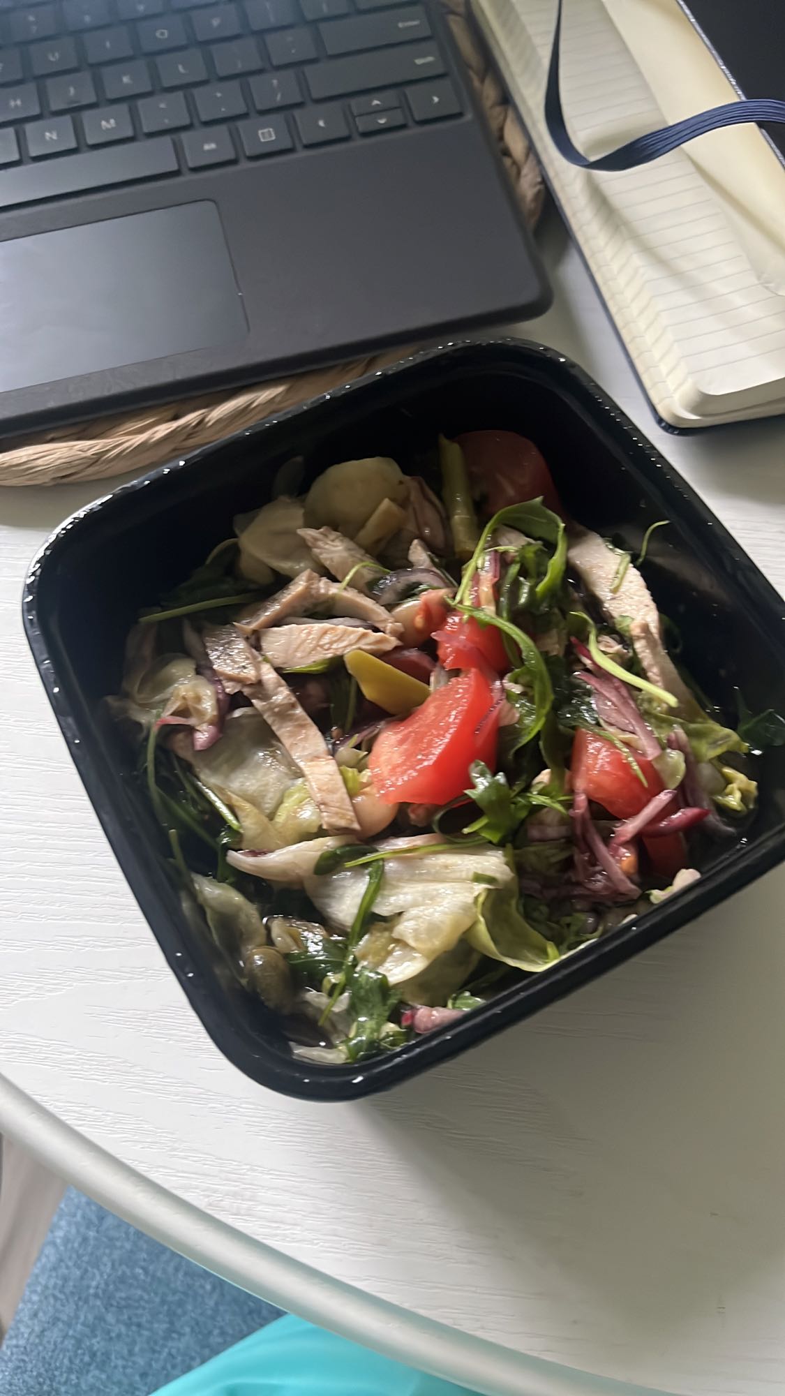 Салат с курицей