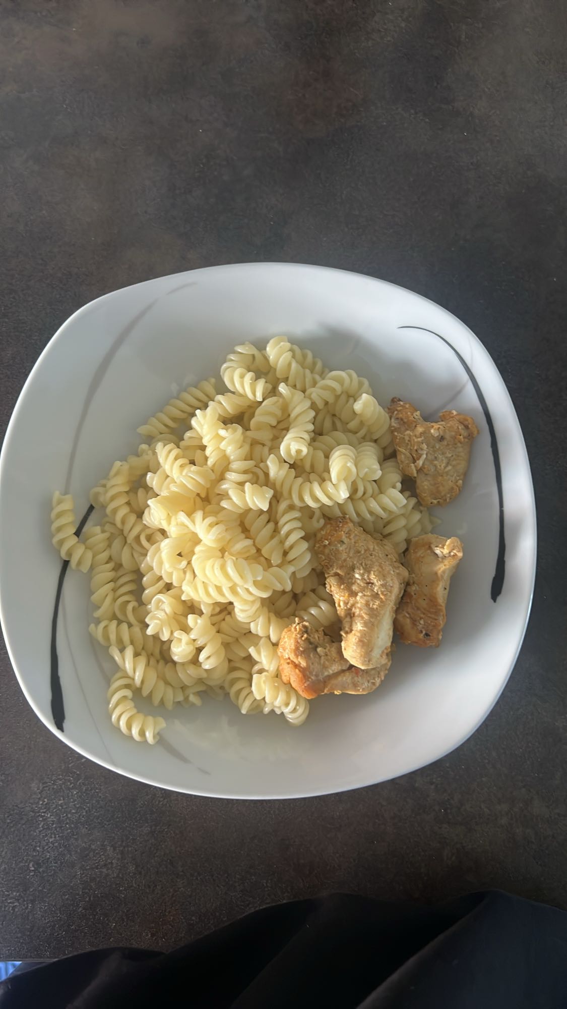 Nudeln mit Hähnchen