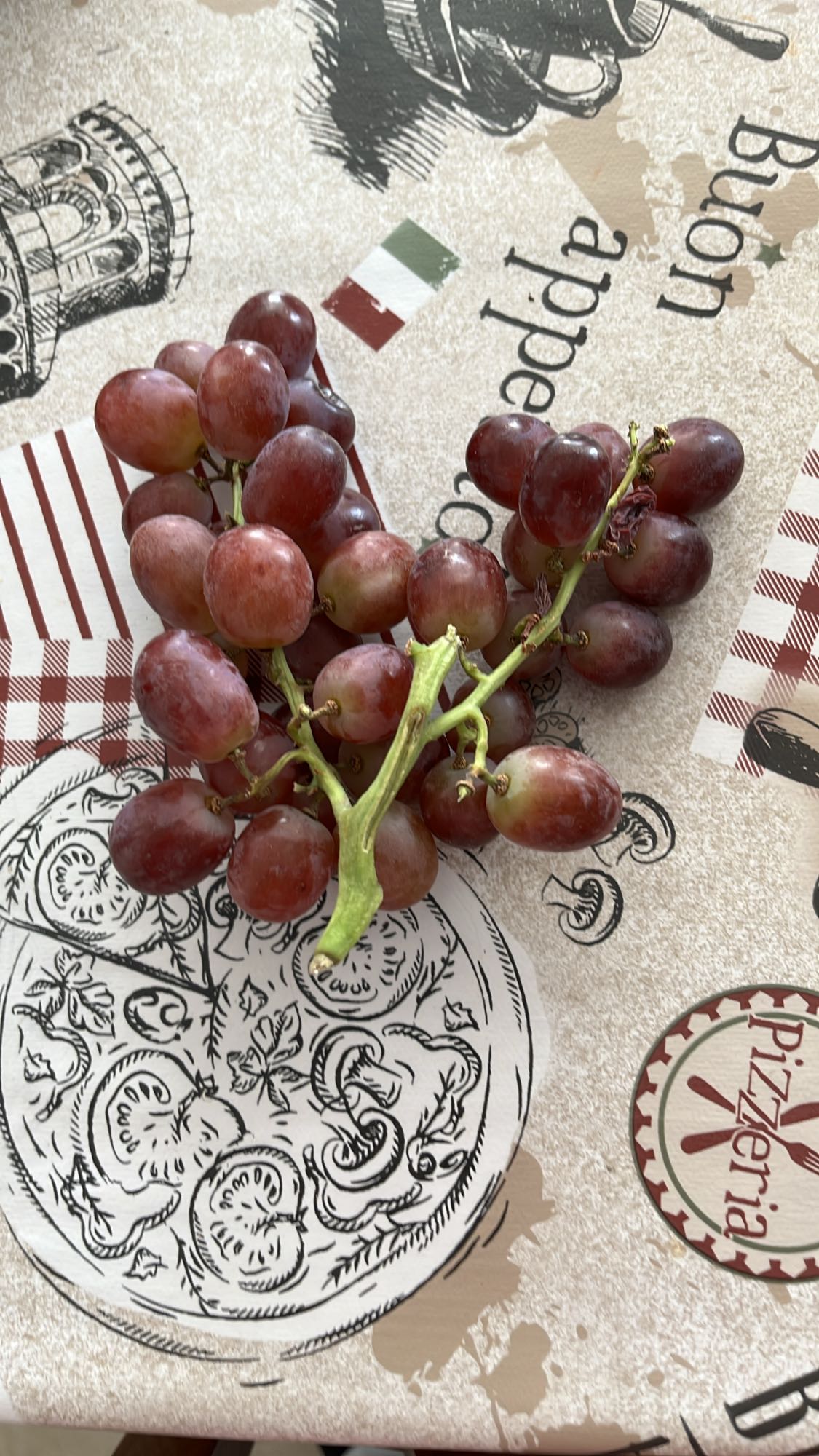 Vörös szőlőfürt