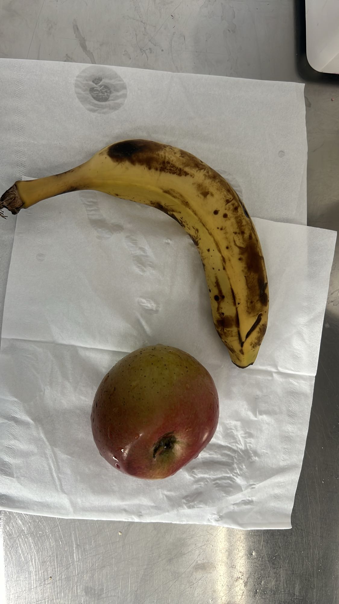 Plátano y manzana
