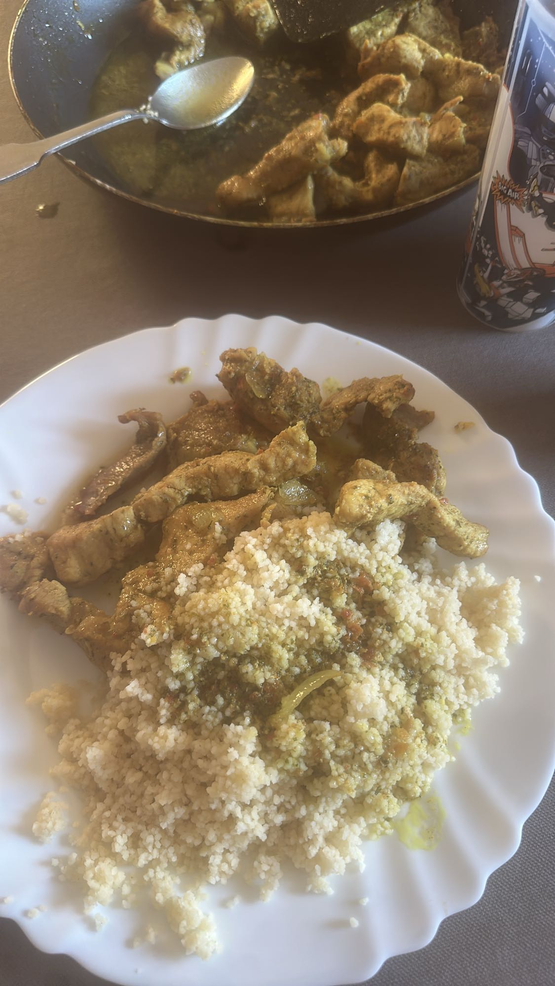 Couscous au poulet épicé