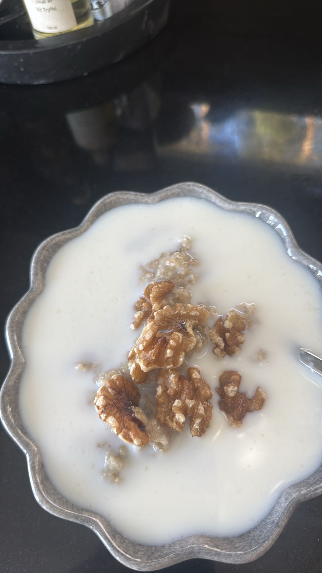 Valnötsgröt med mjölk