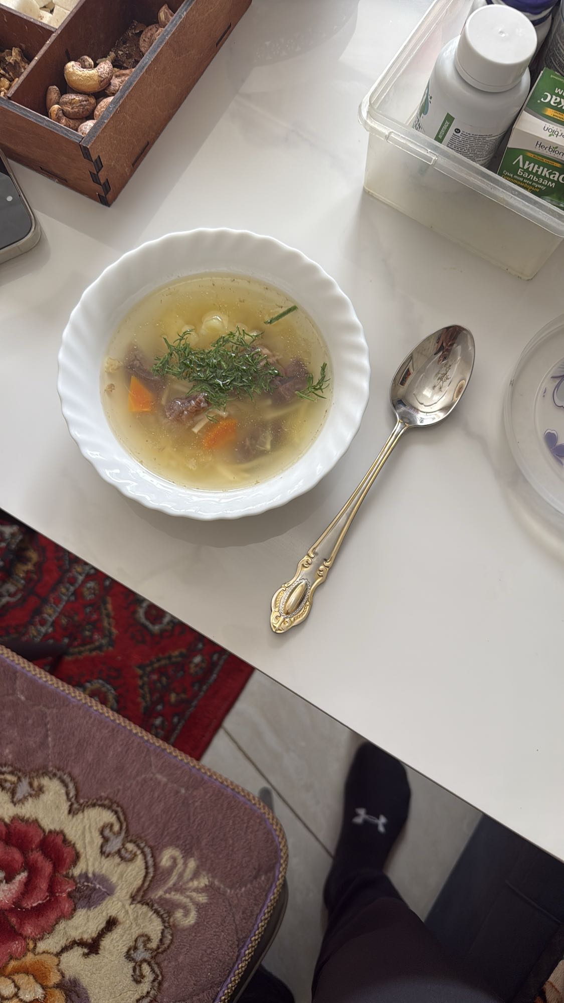 Говяжий суп с овощами