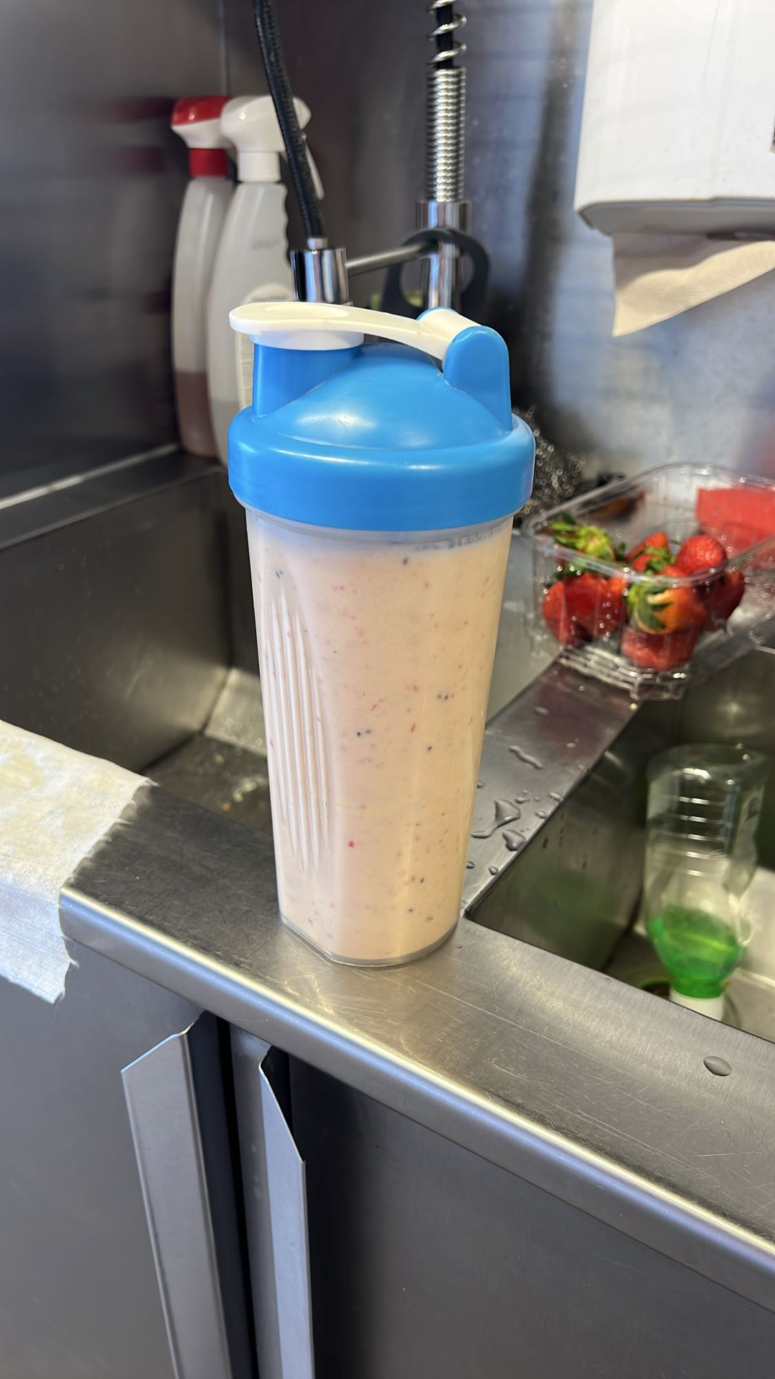 koktajl owocowy białkowy