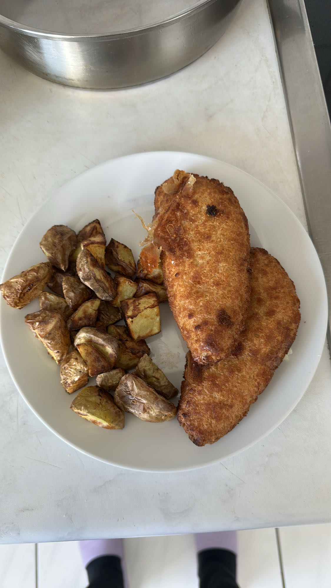 Gebackenes Hähnchen mit Kartoffeln