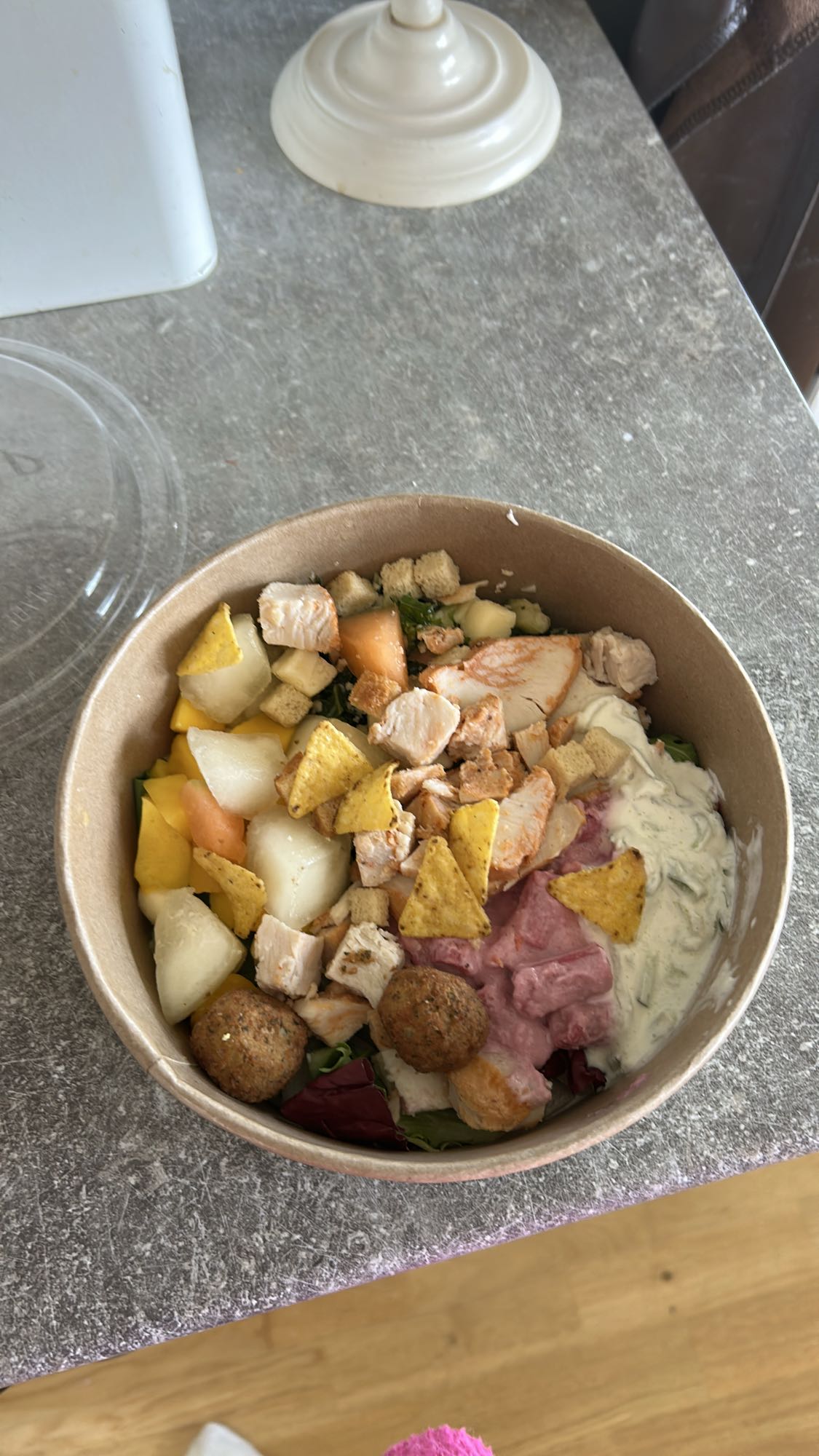 Kycklingsallad med sås