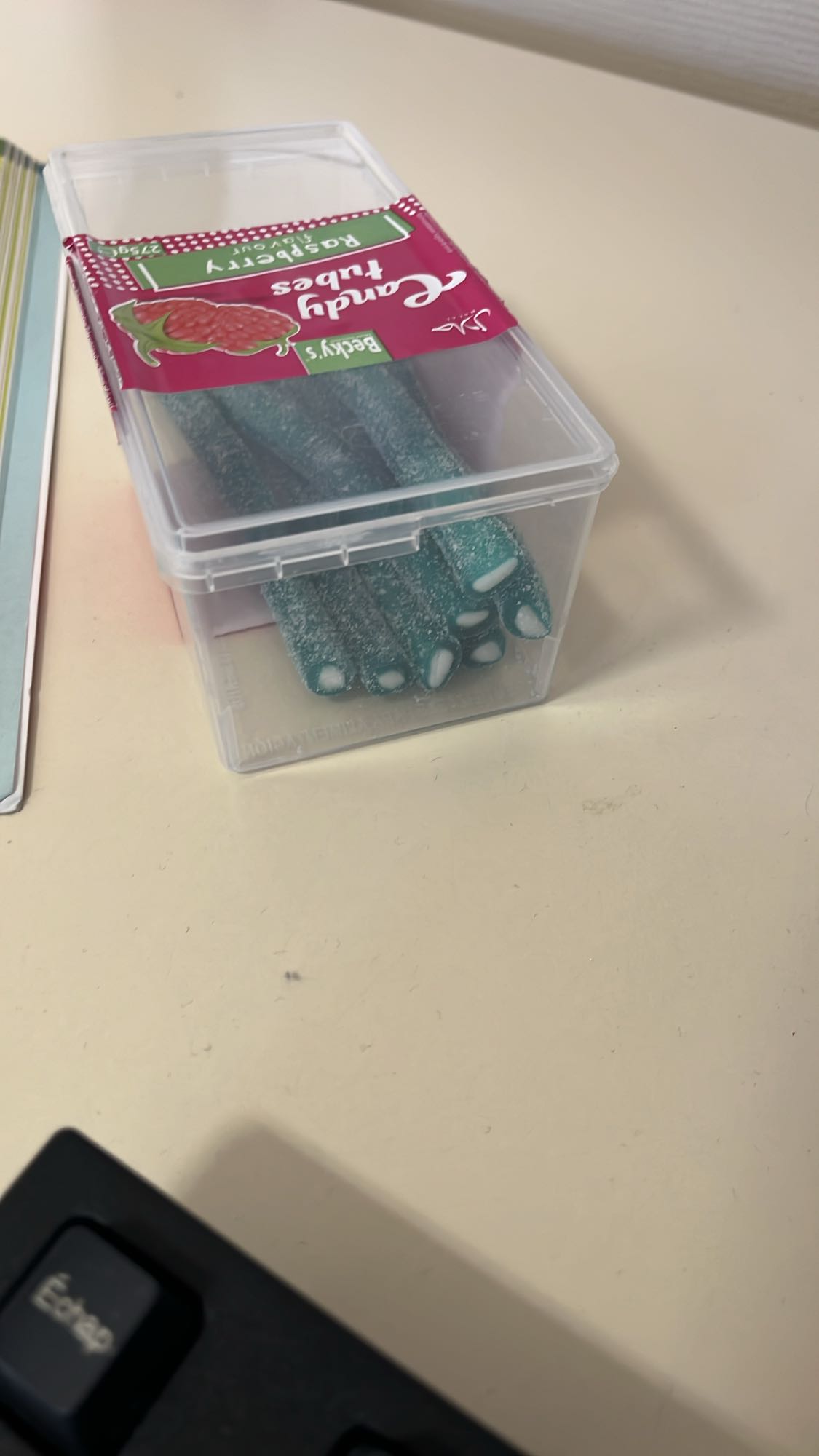 Tubes sucrés framboise