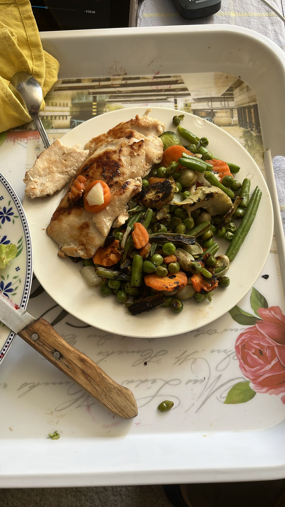 Poulet et légumes grillés