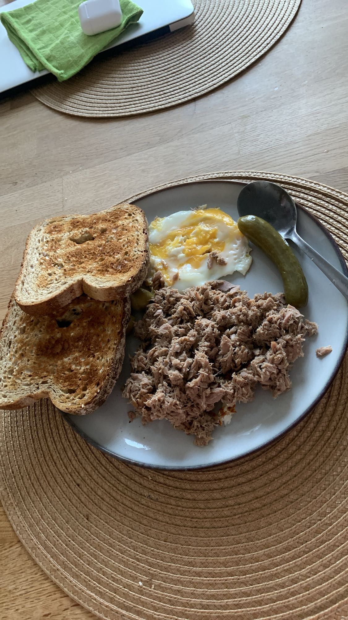 Tonfiskfrukosttallrik