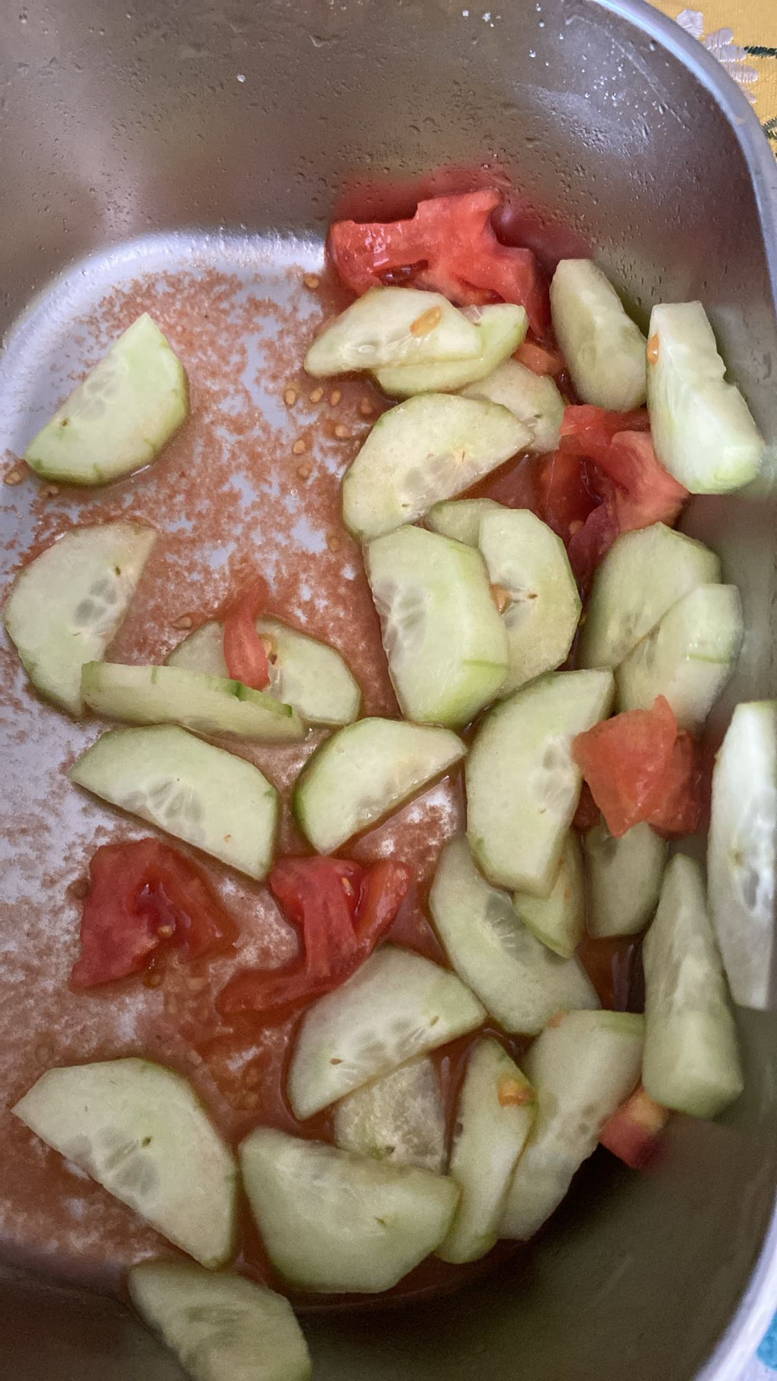 Ensalada de pepino y tomate