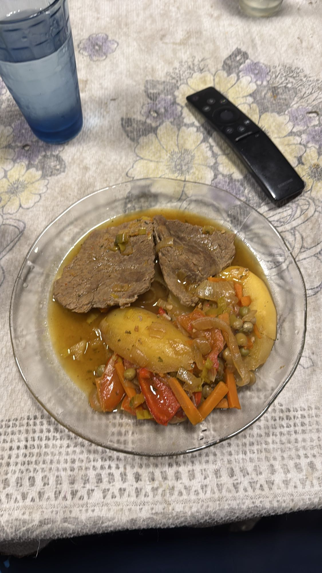 Carne guisada con verduras