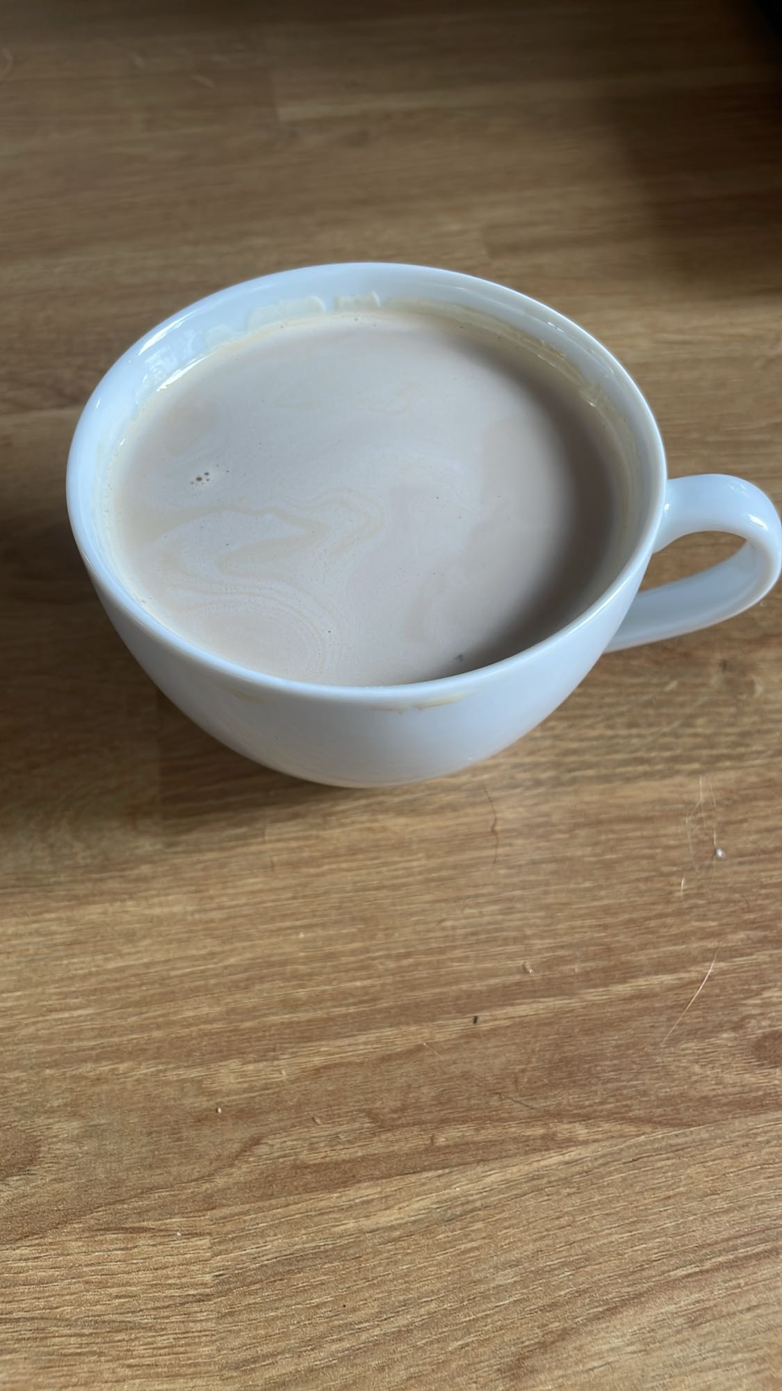 Mała latte bez cukru z mlekiem bez laktozy