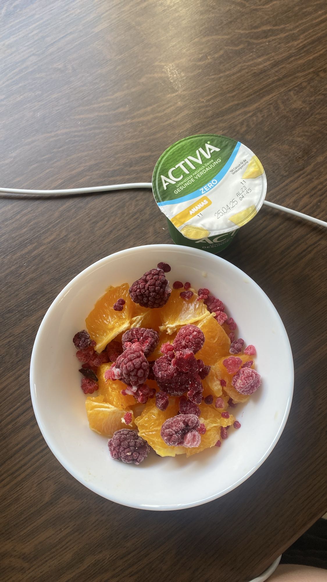 Früchte mit Joghurt