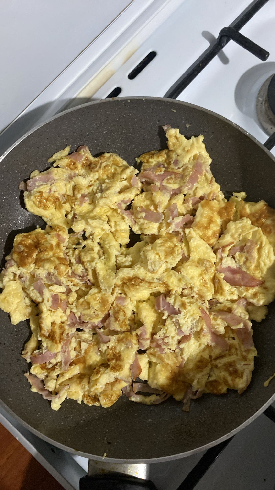 Jajecznica z szynką