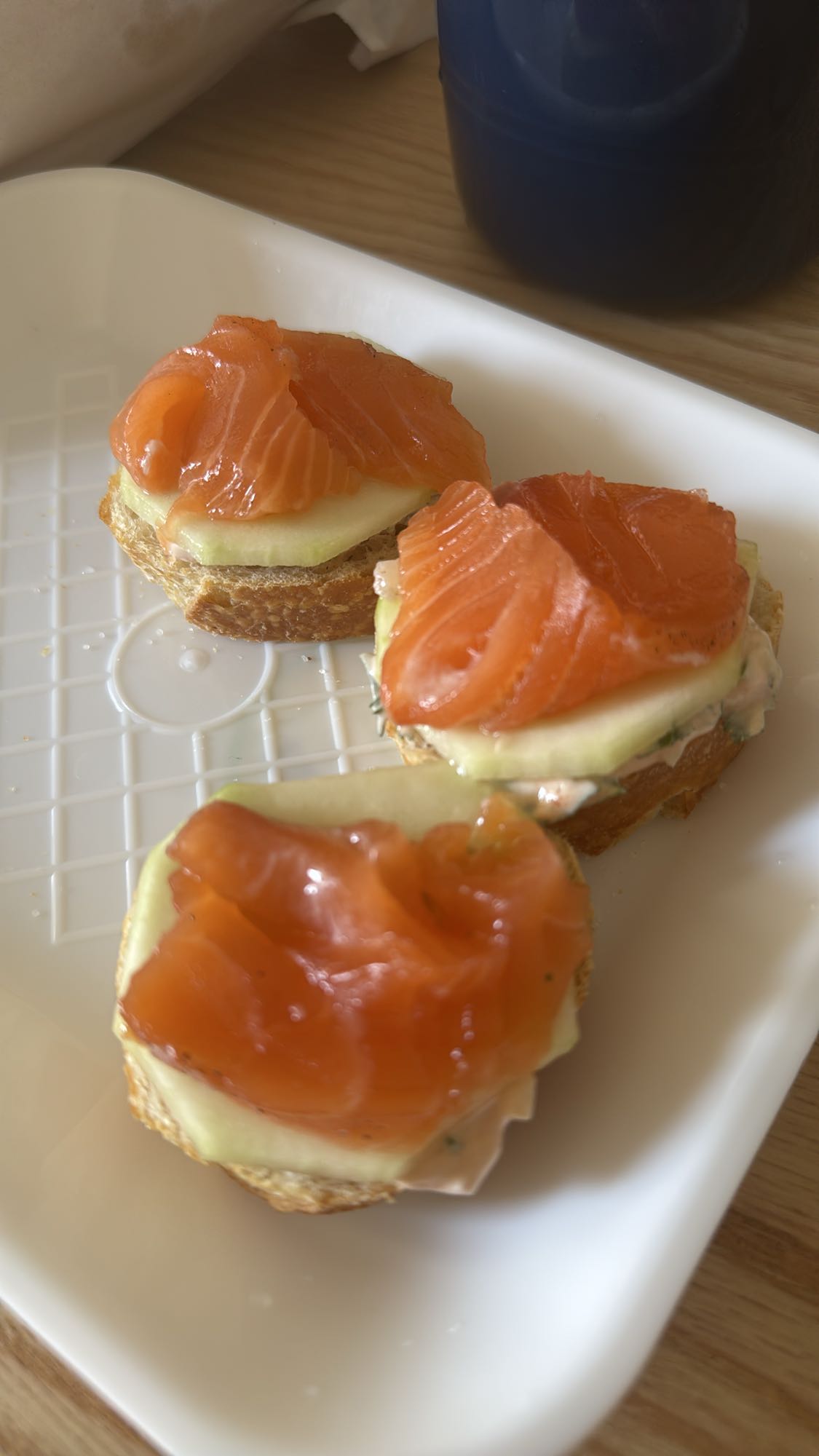 Бутерброды с лососем