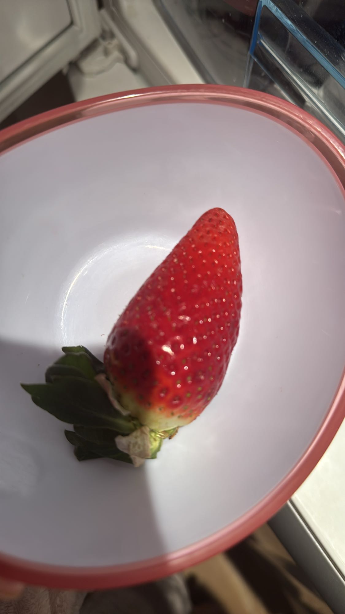 Φράουλα σε μπολ