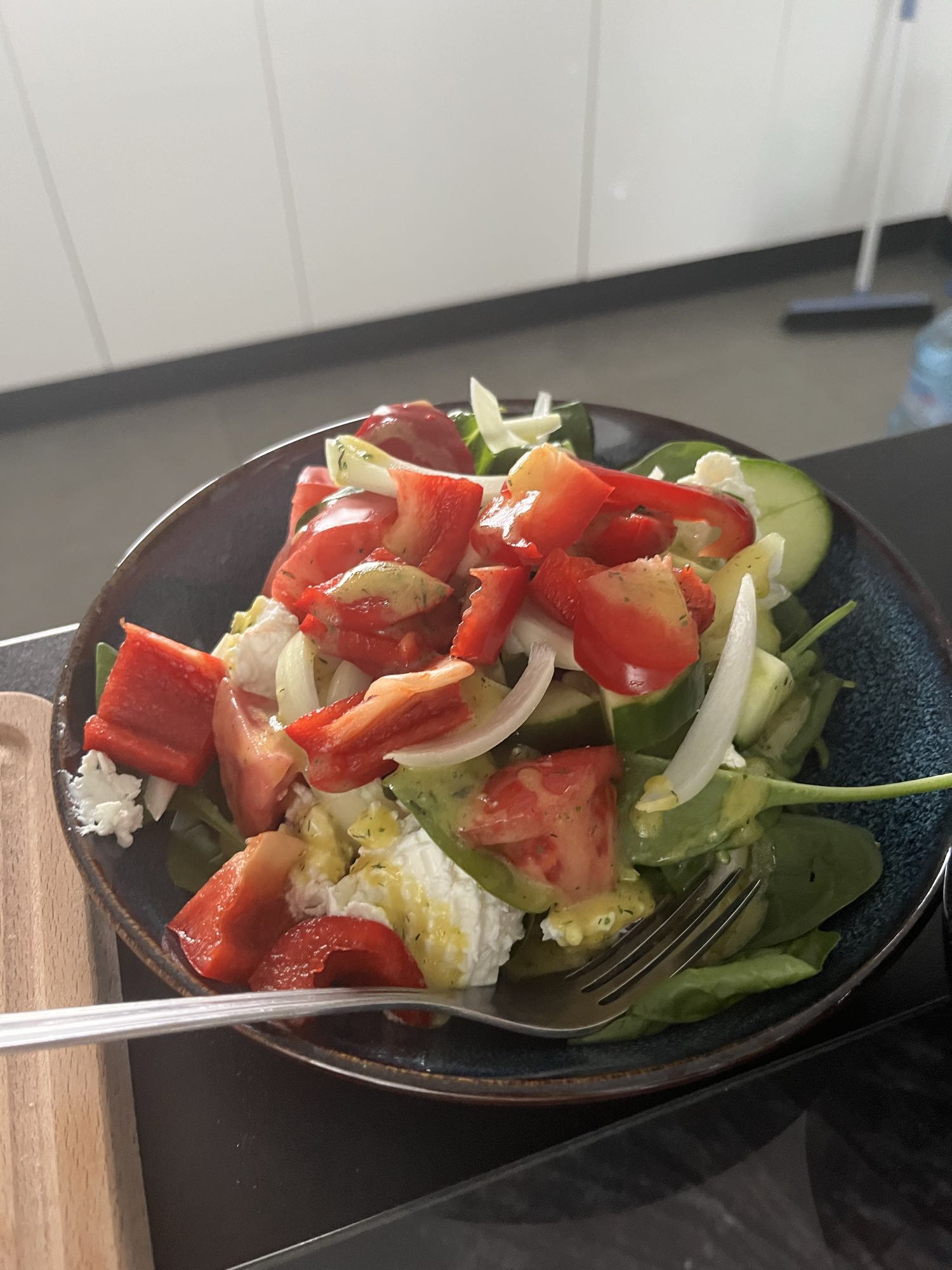 Sałatka warzywna z serem