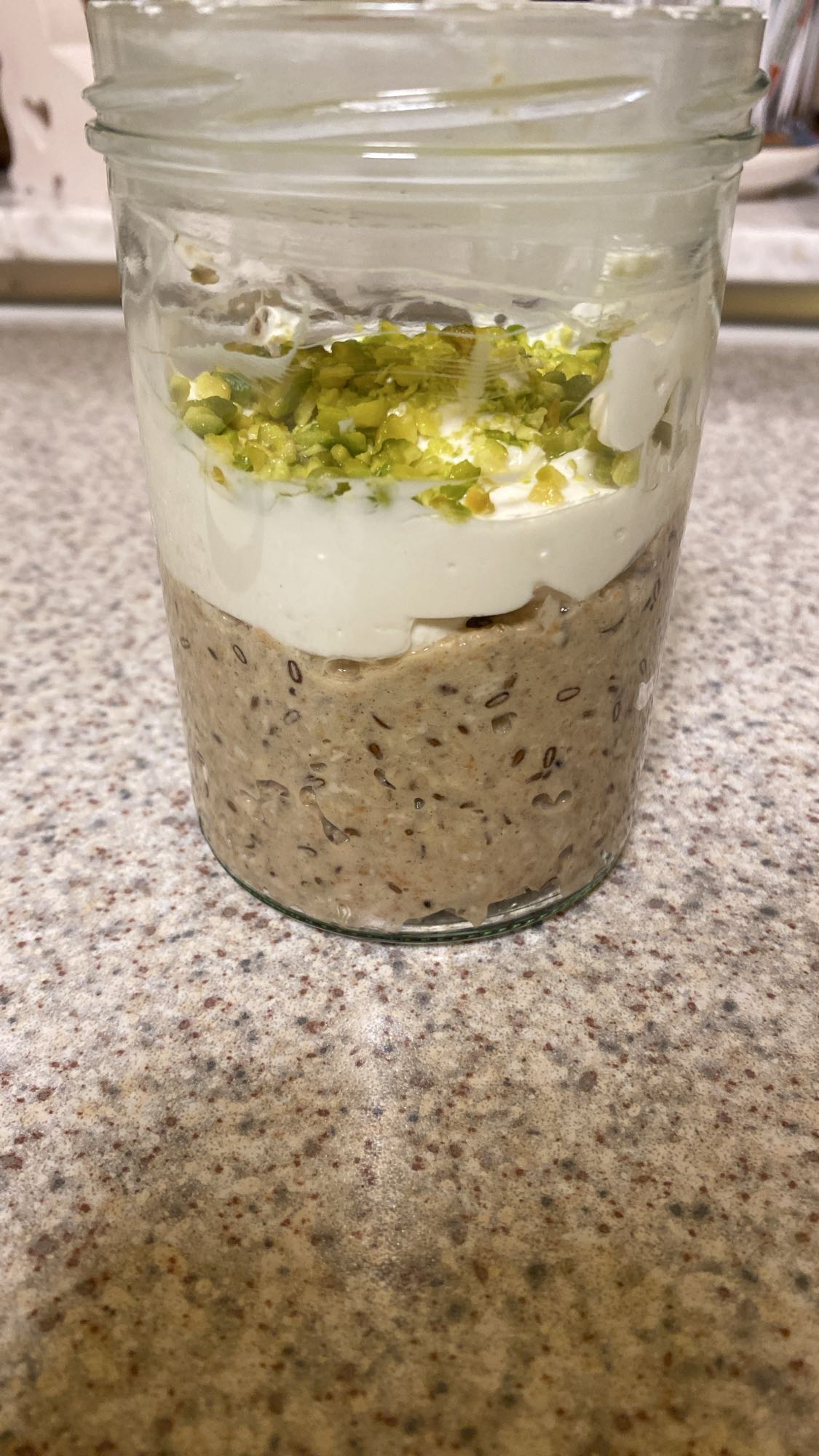 Avena con yogur y pistacho