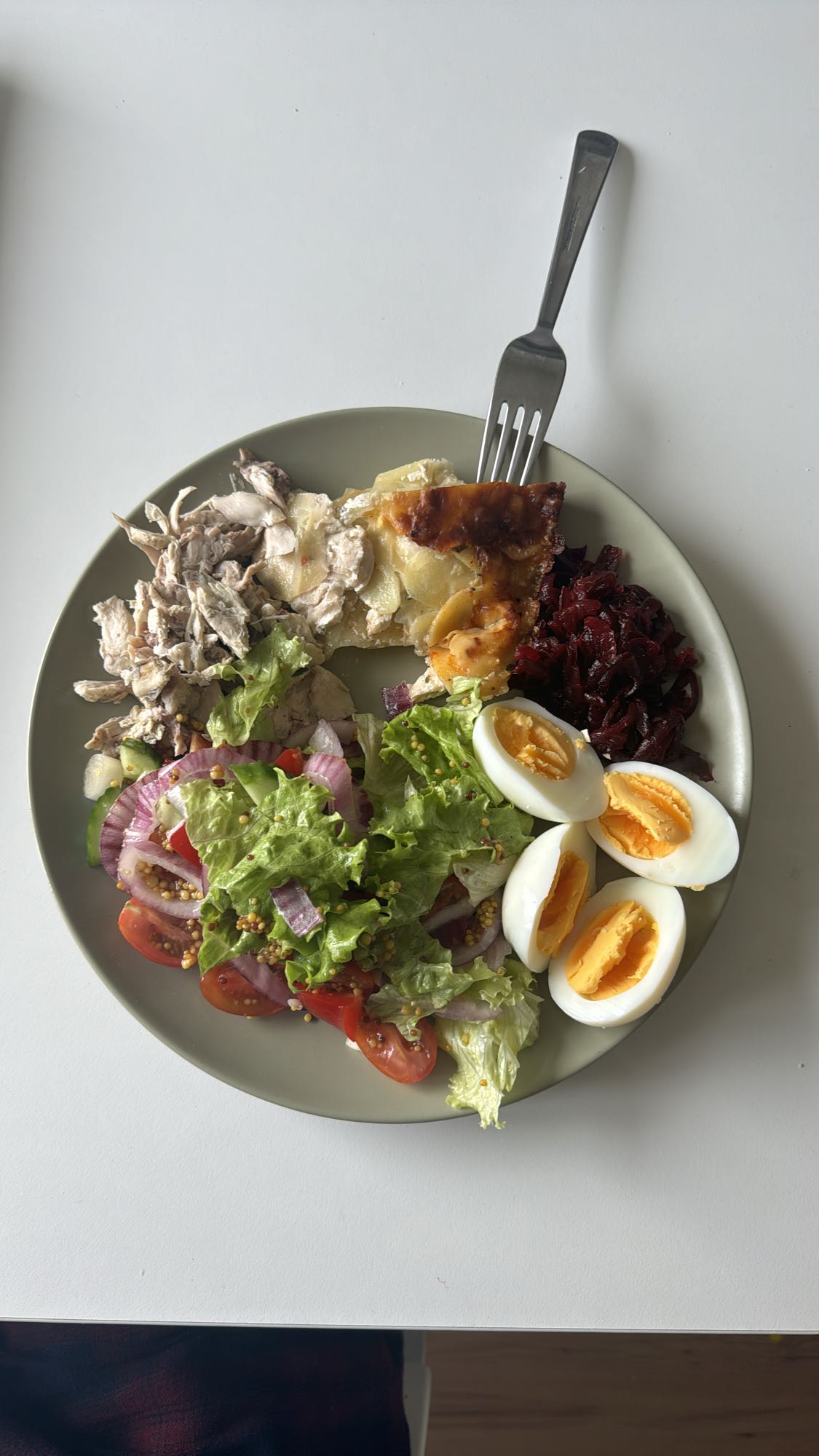Chicken egg salad plate