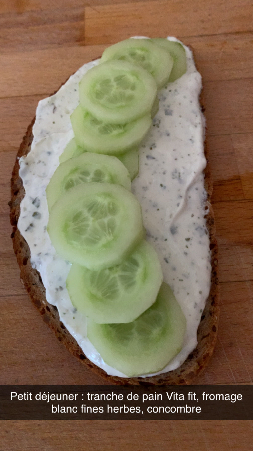 Tartine fromage concombre