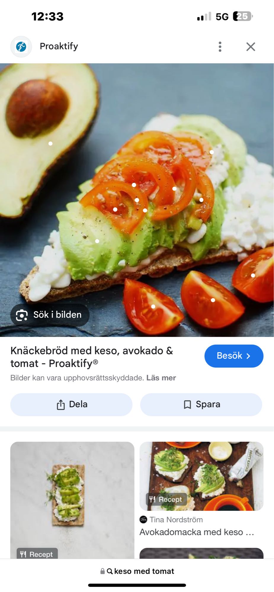 Knäcke med keso & avokado