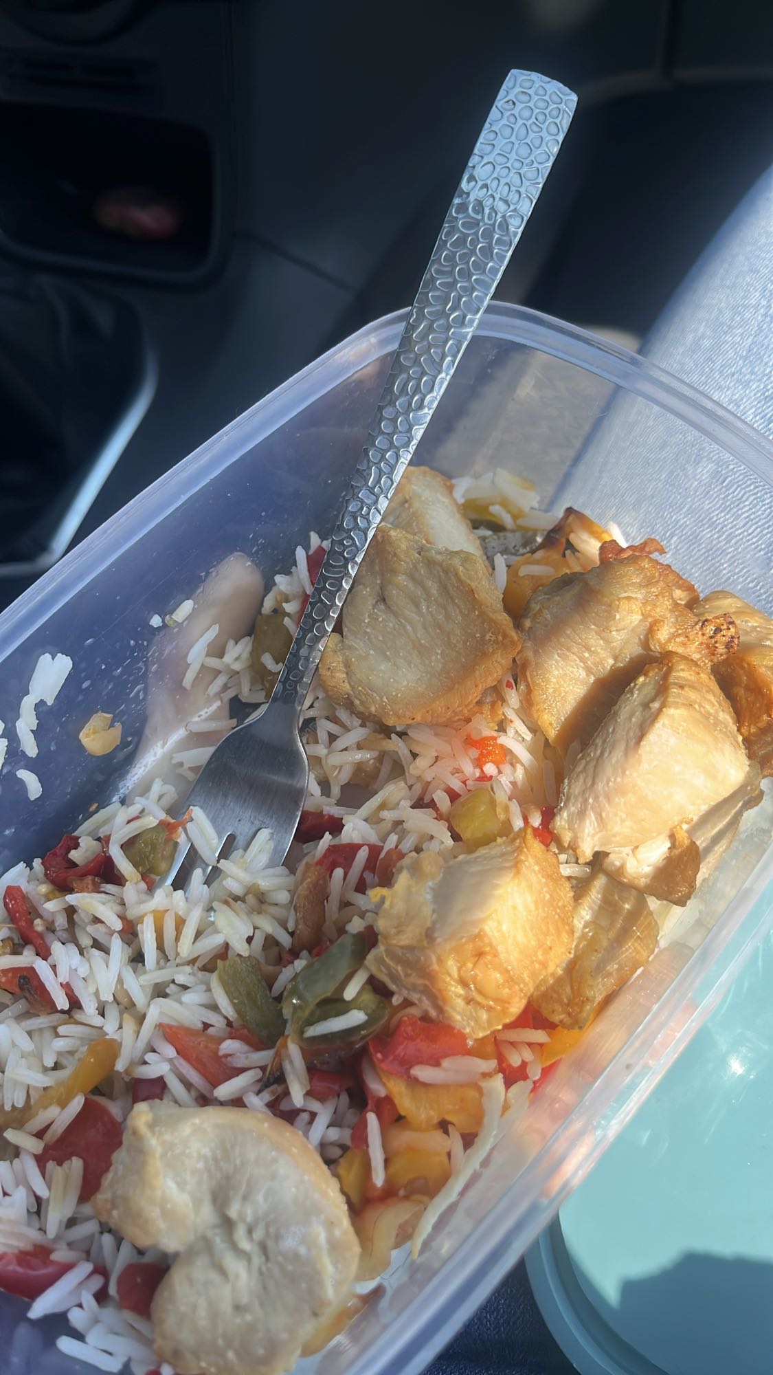 Riz au poulet sauté