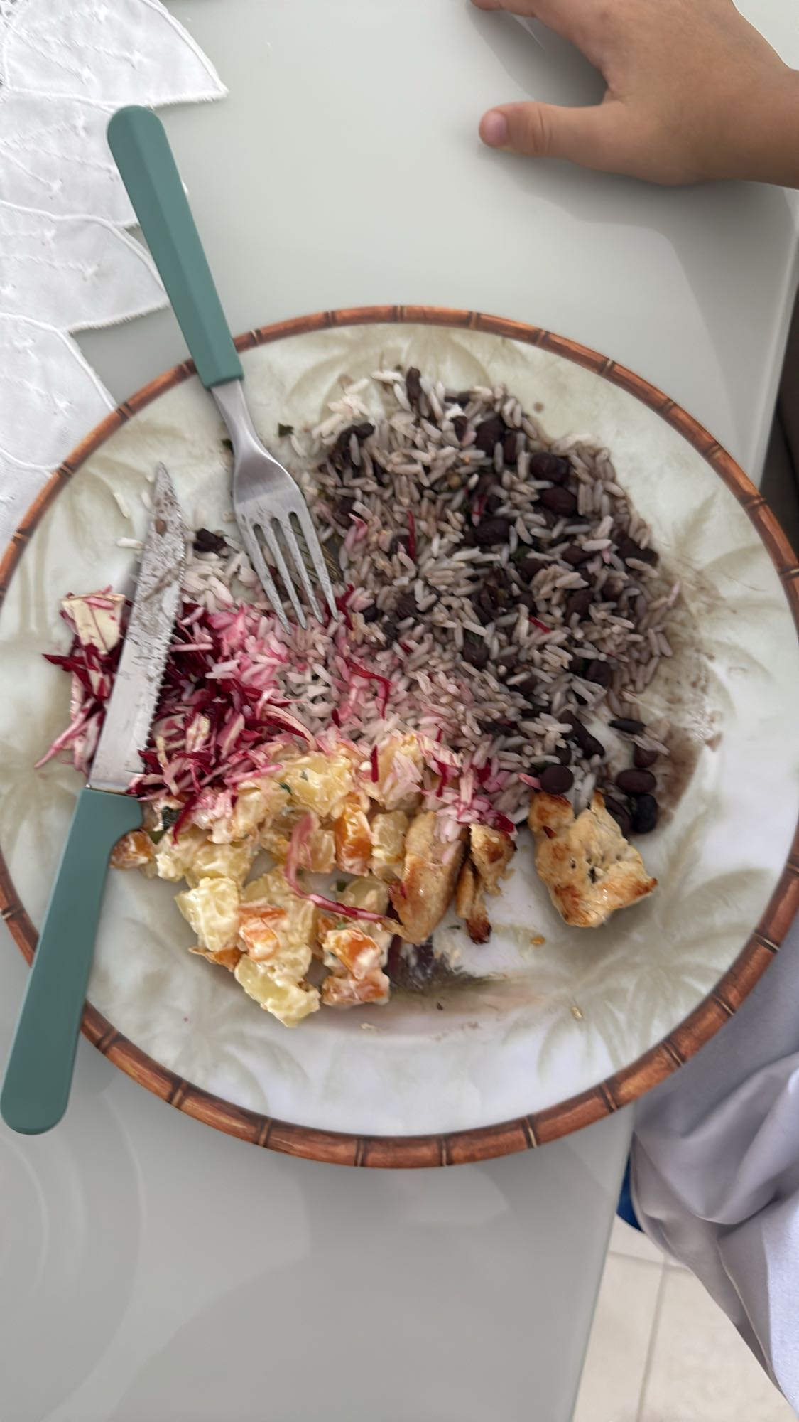 Arroz, feijão e frango