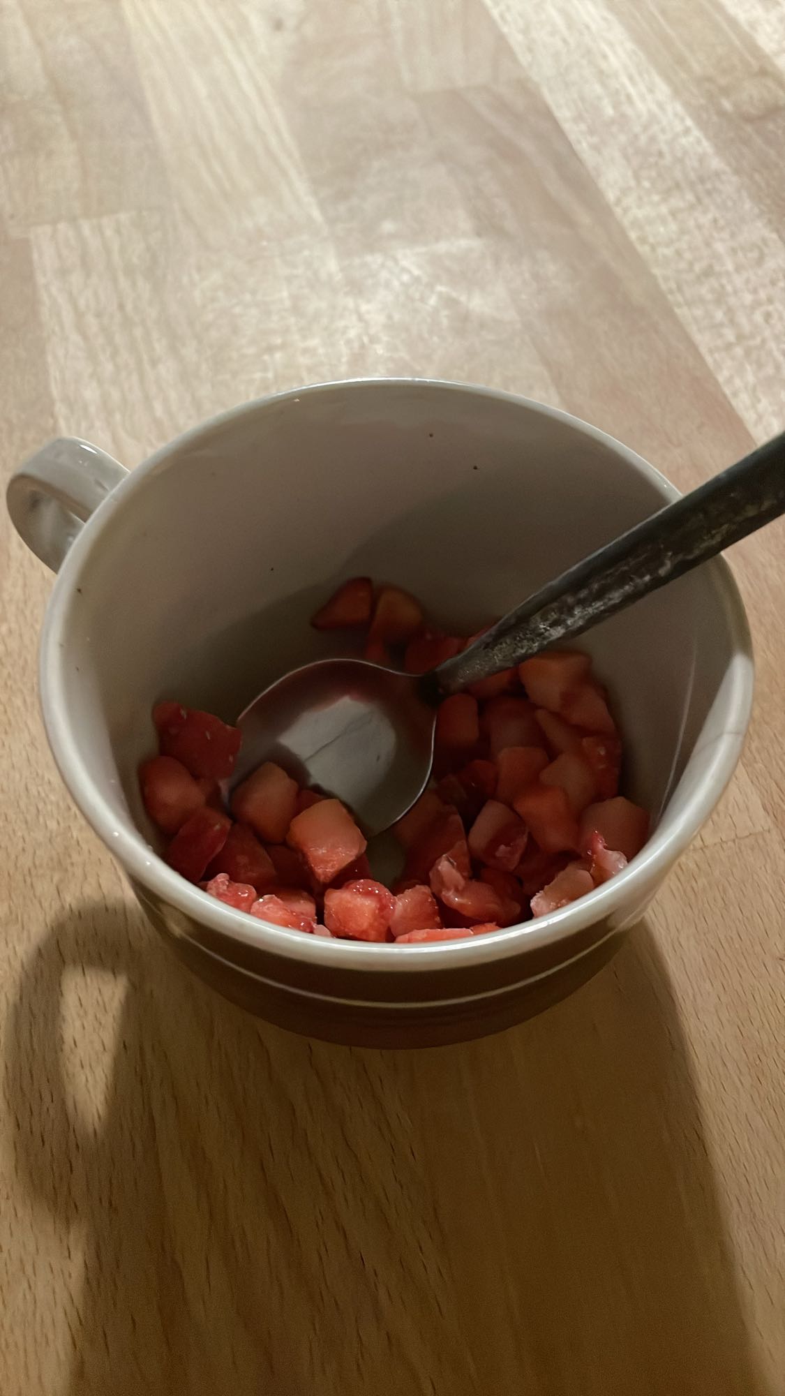 Skål med jordgubbar