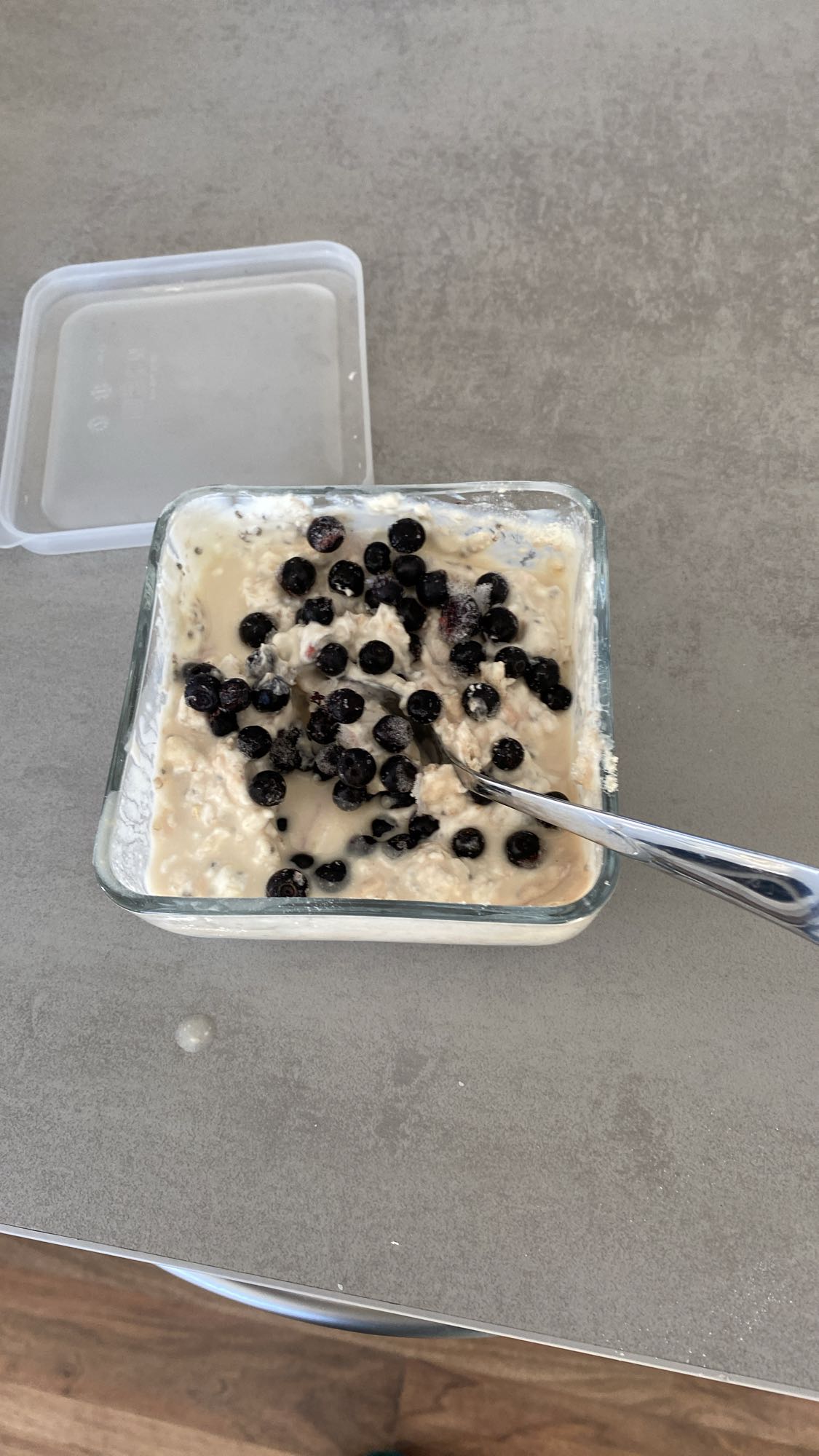 Overnightoats med kvarg, keso och proteinpulver