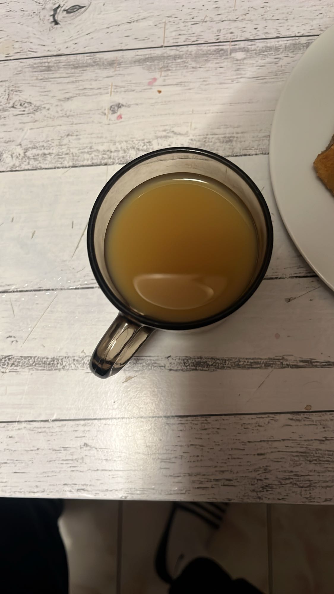 Kubek soku jabłkowego