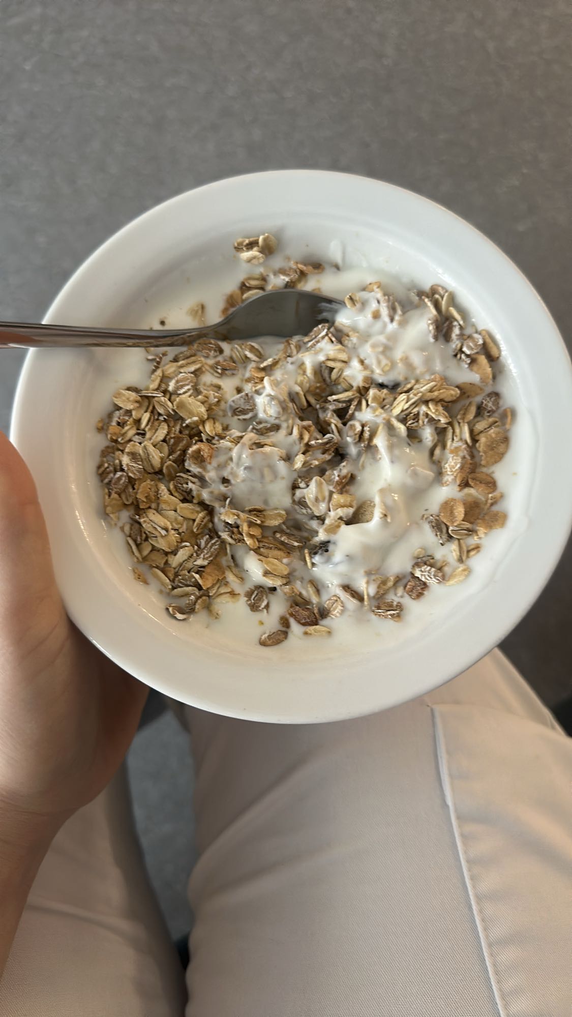 Yoghurt med müsli
