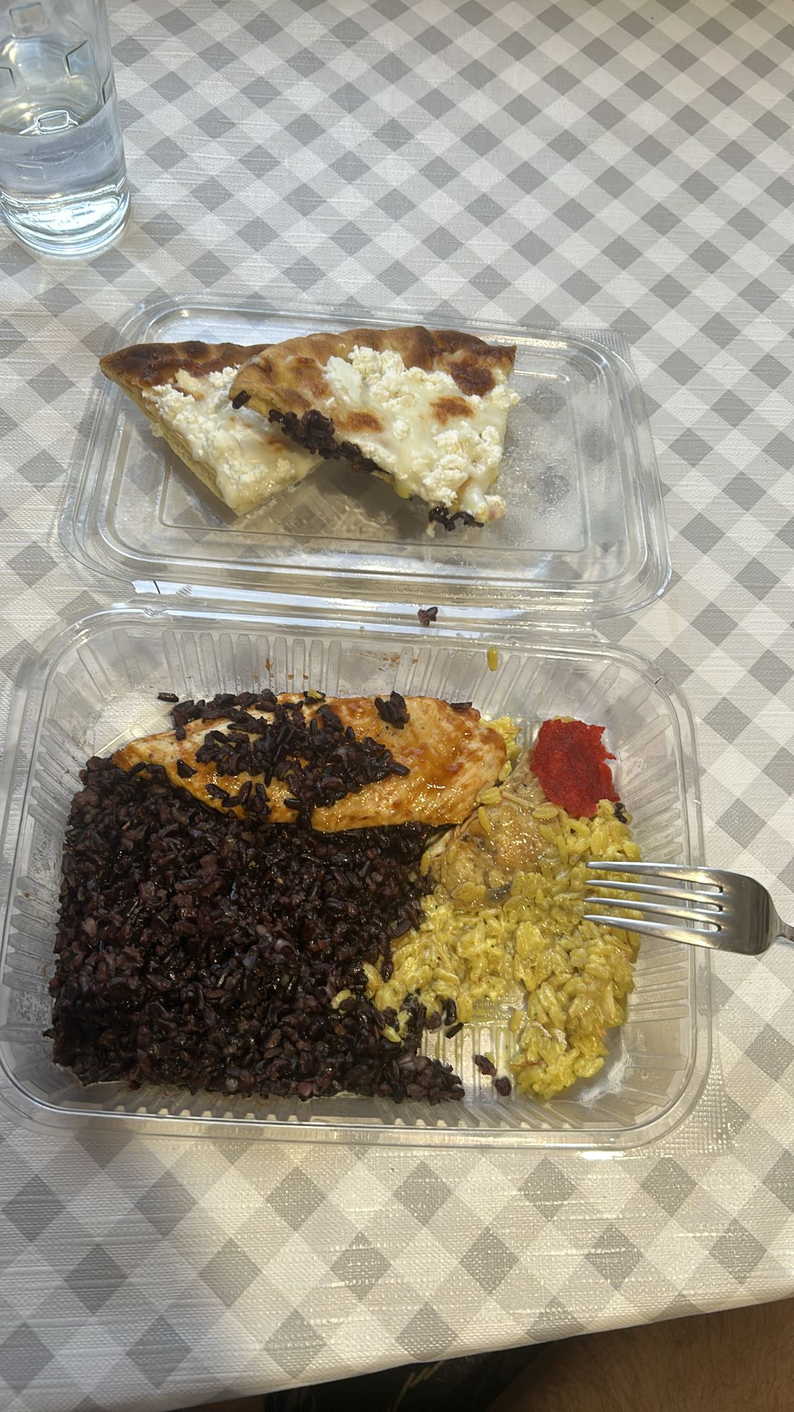 Chicken Rice & Cheese Pizza