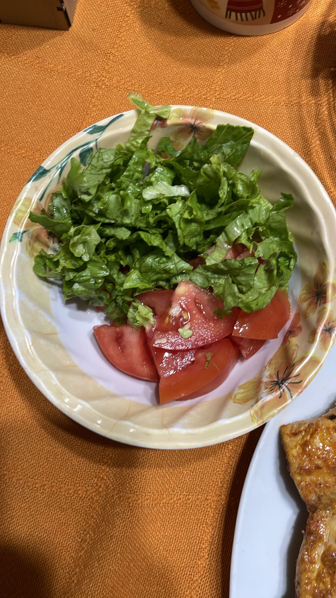 Tomato Lettuce Salad