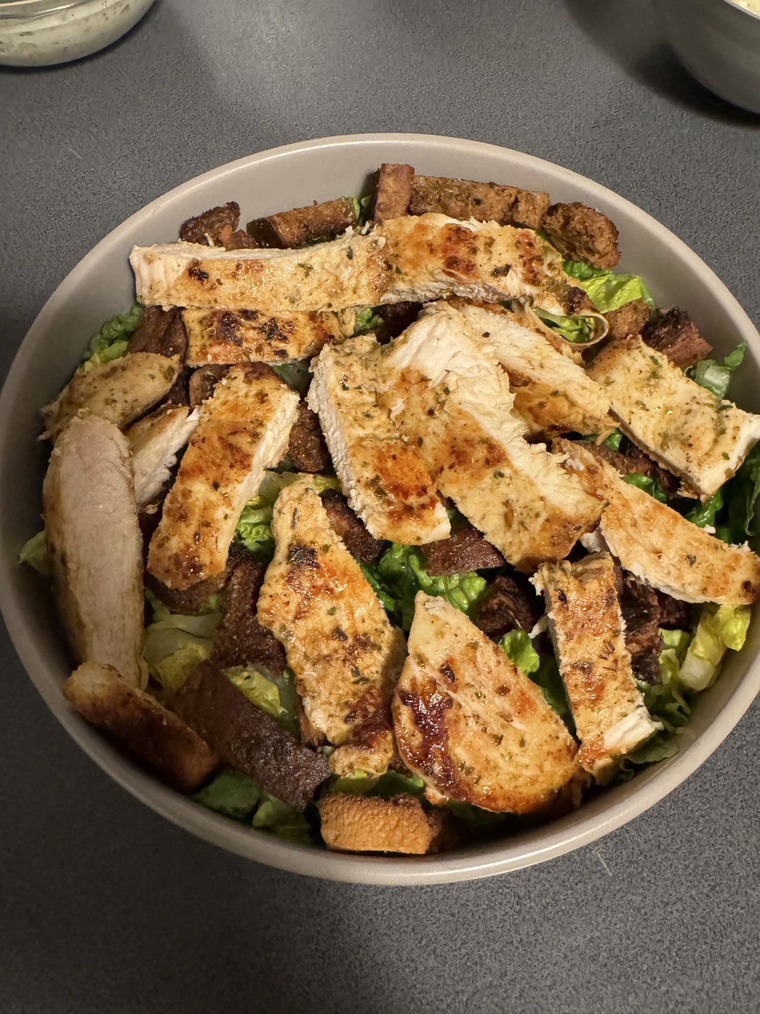 Hähnchen-Caesar-Salat