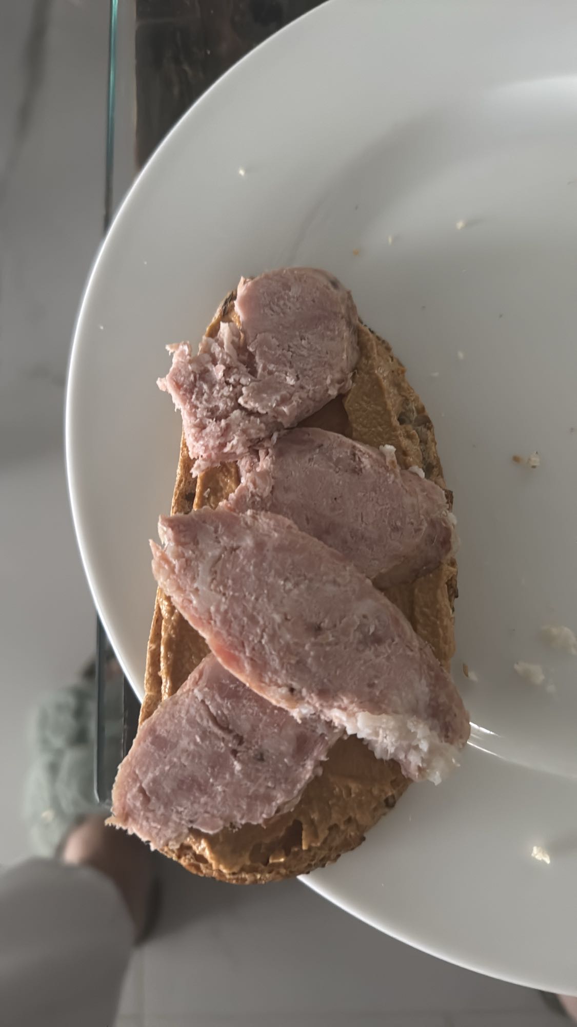 Kanapka z kiełbasą