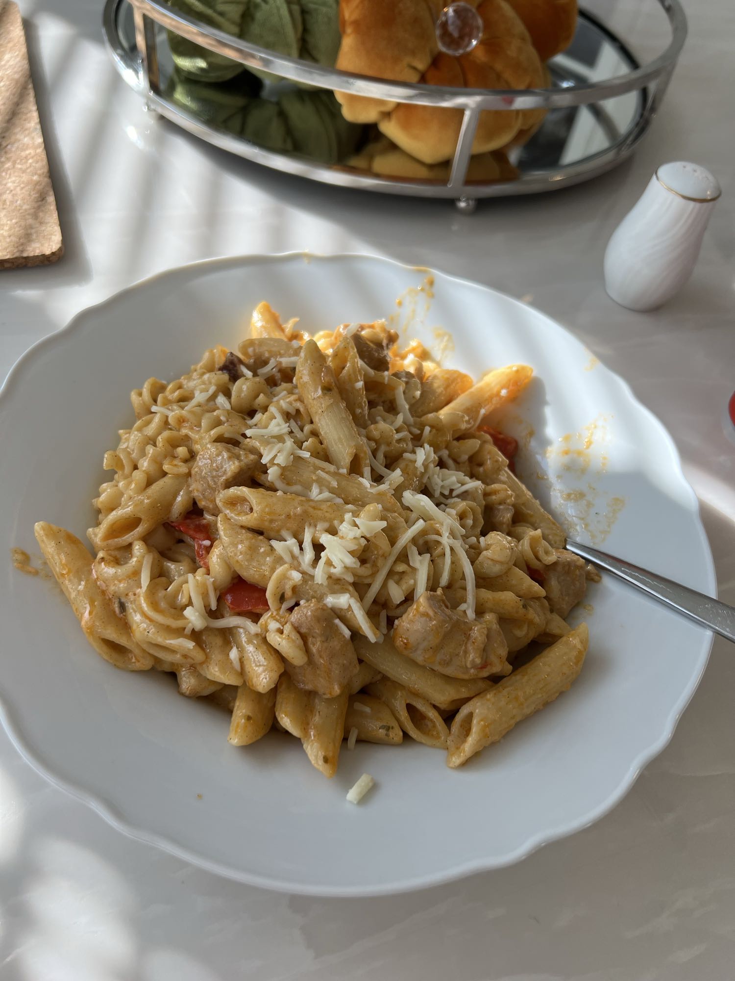 Krämig kycklingpasta