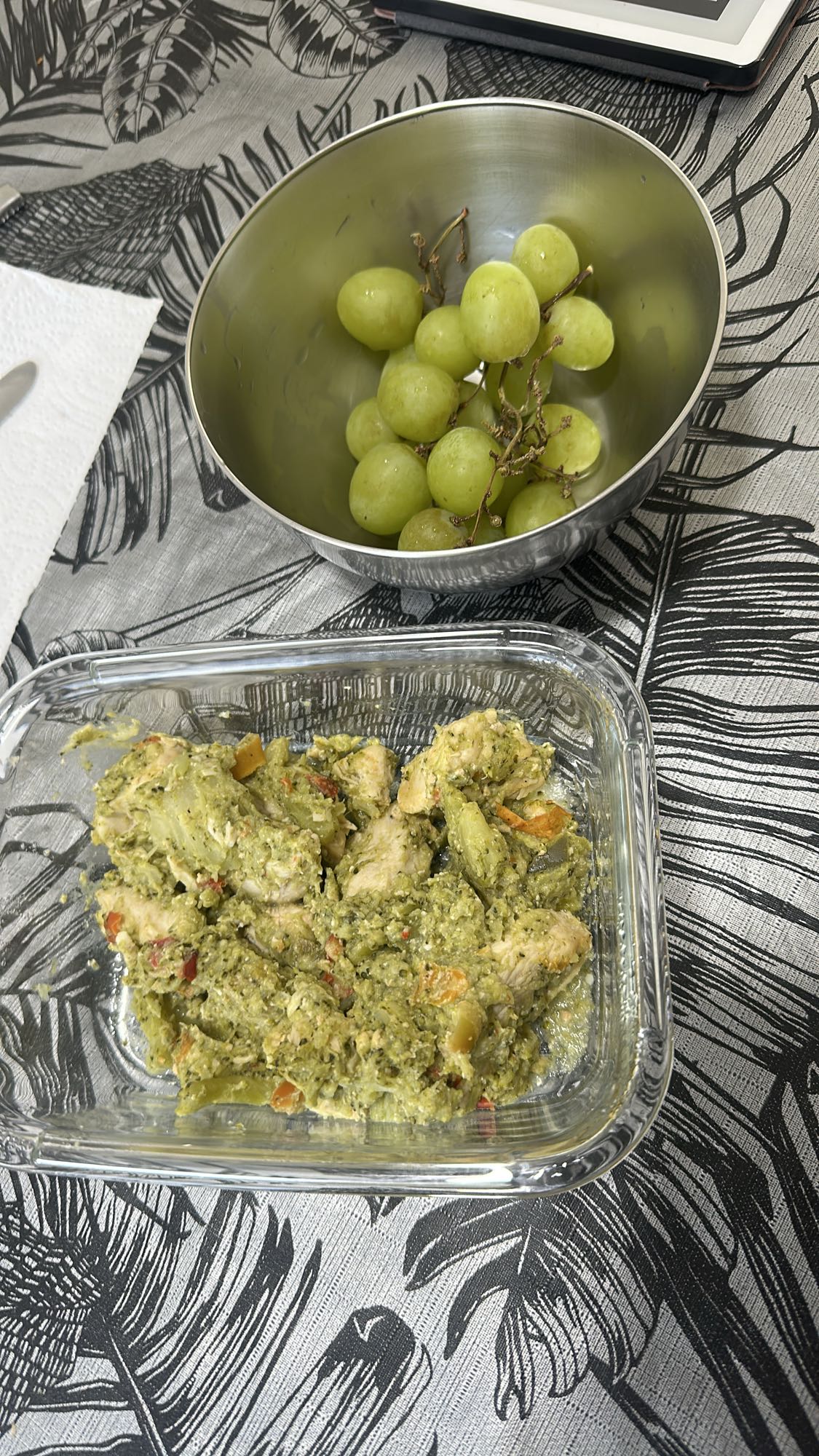 Poulet pesto et raisins