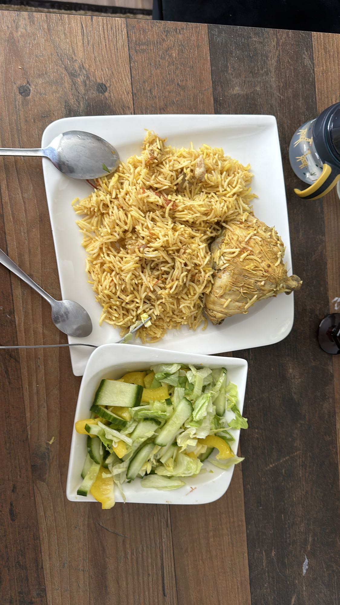 Chicken rice with salad