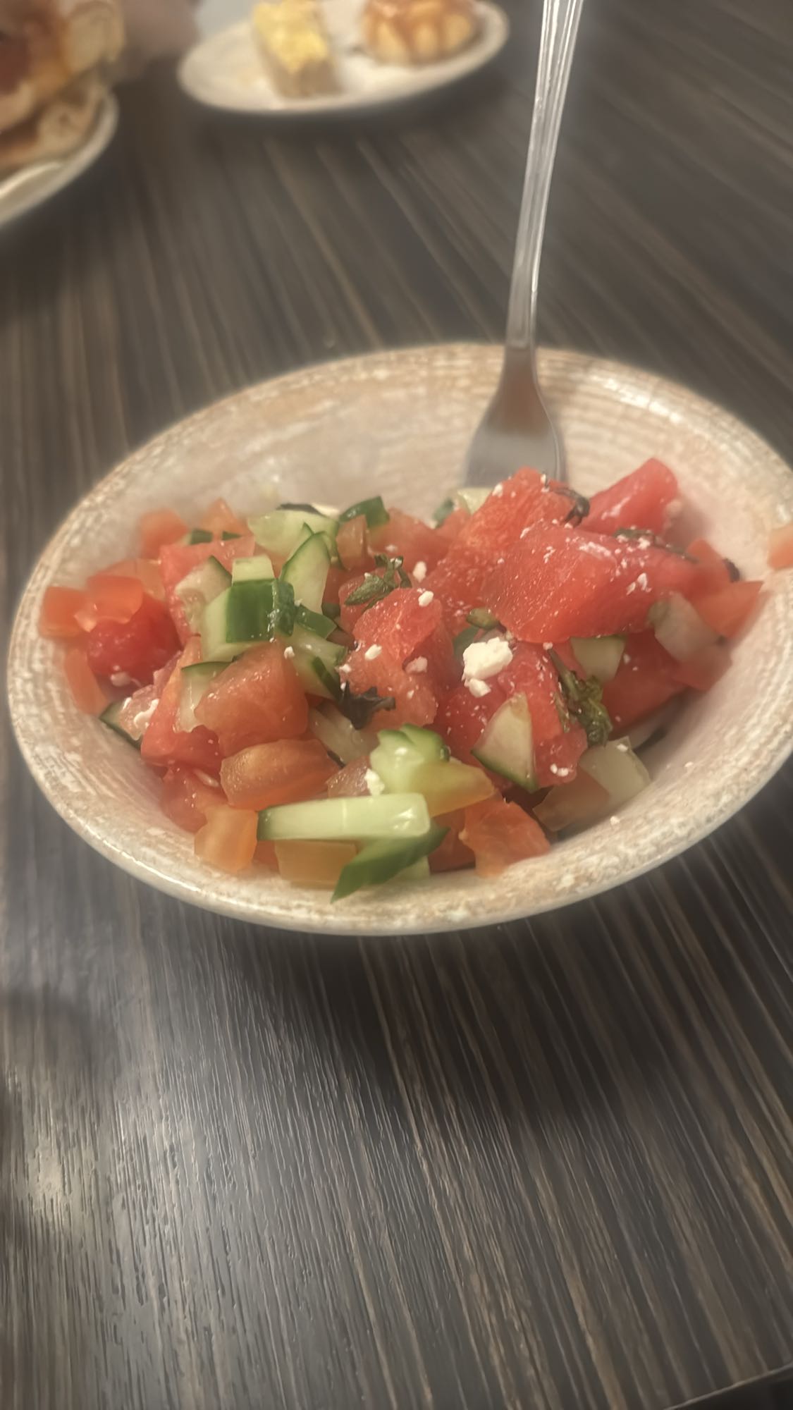 Vattenmelon gurksallad