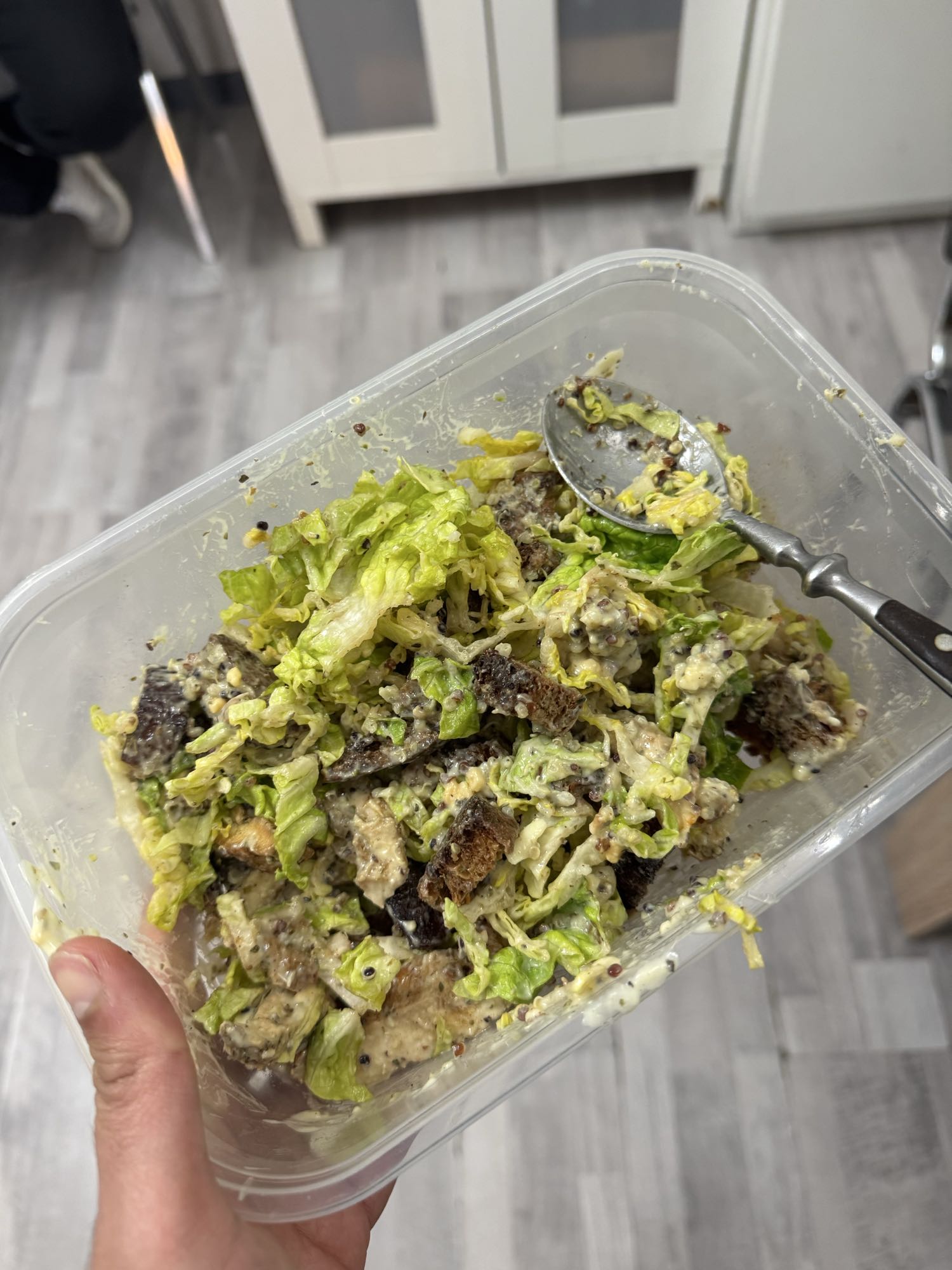 Hähnchensalat mit Croutons