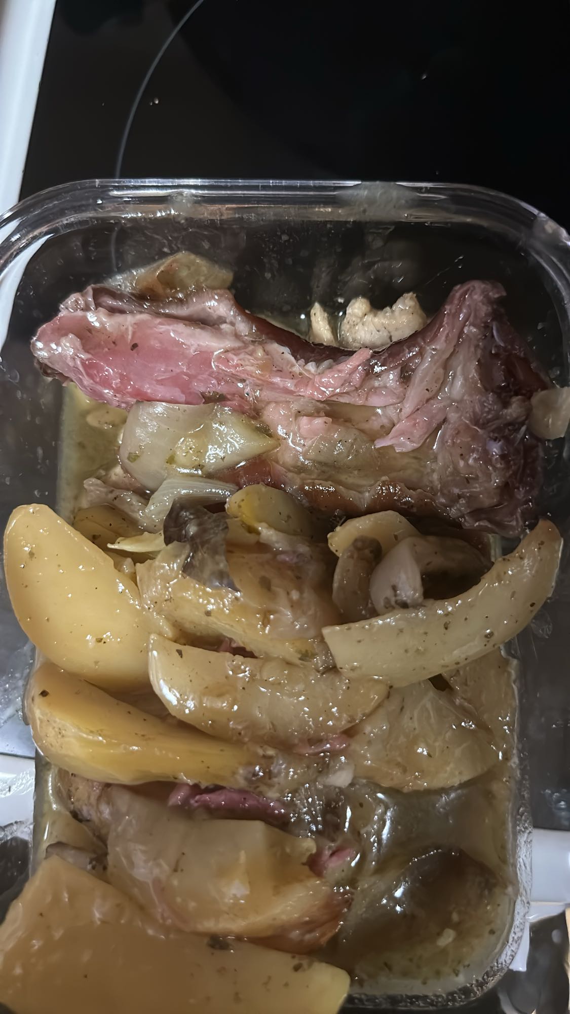 Sült hús krumplival