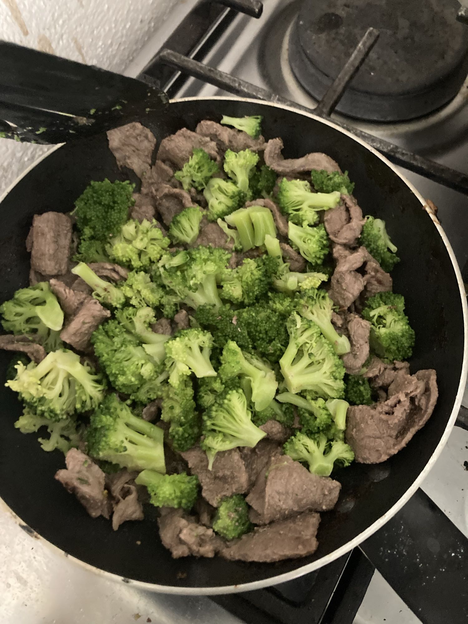 Carne con brócoli
