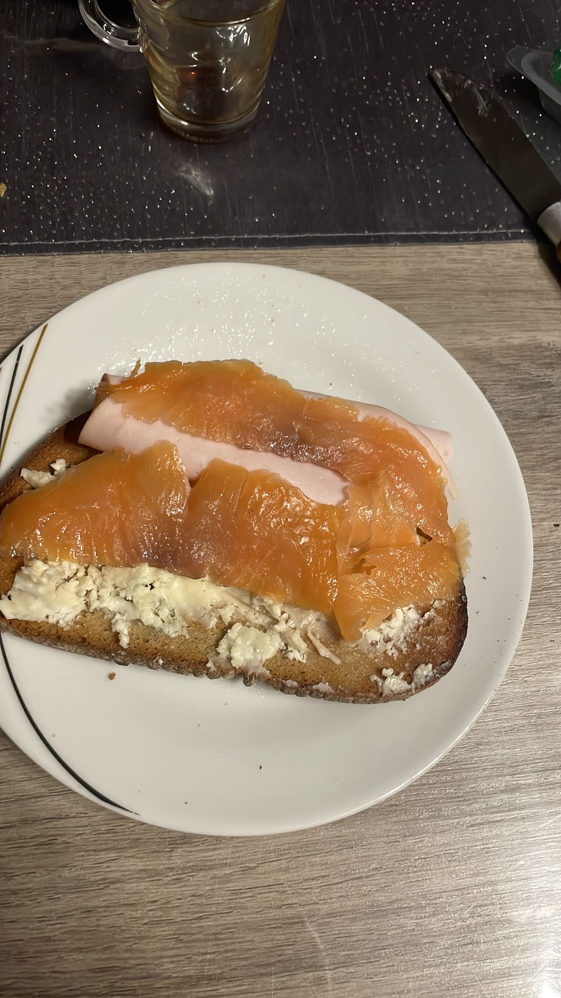 Tartine saumon fromage