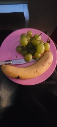 Banane et raisins