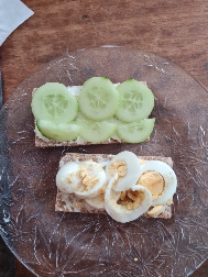 Tartines œuf concombre