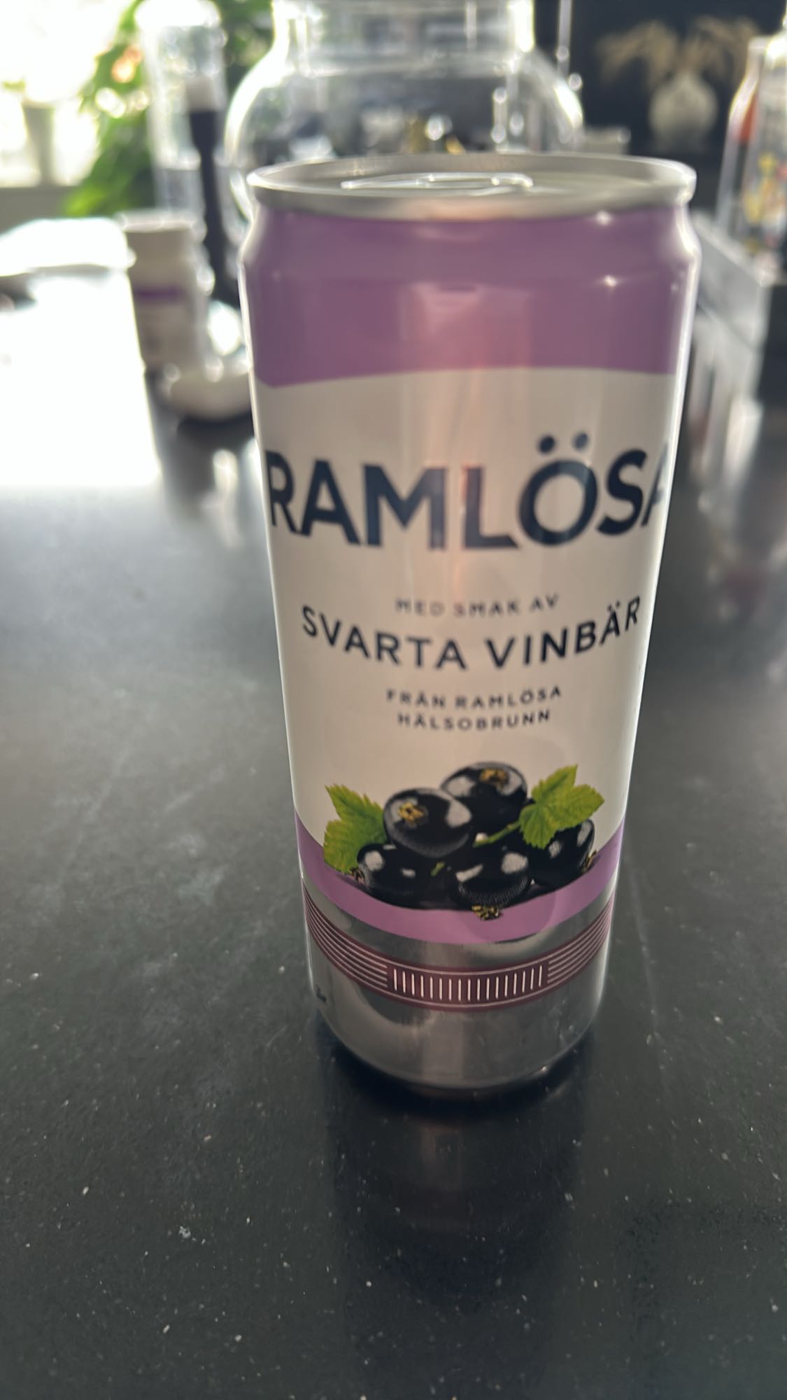 Ramlösa svarta vinbär