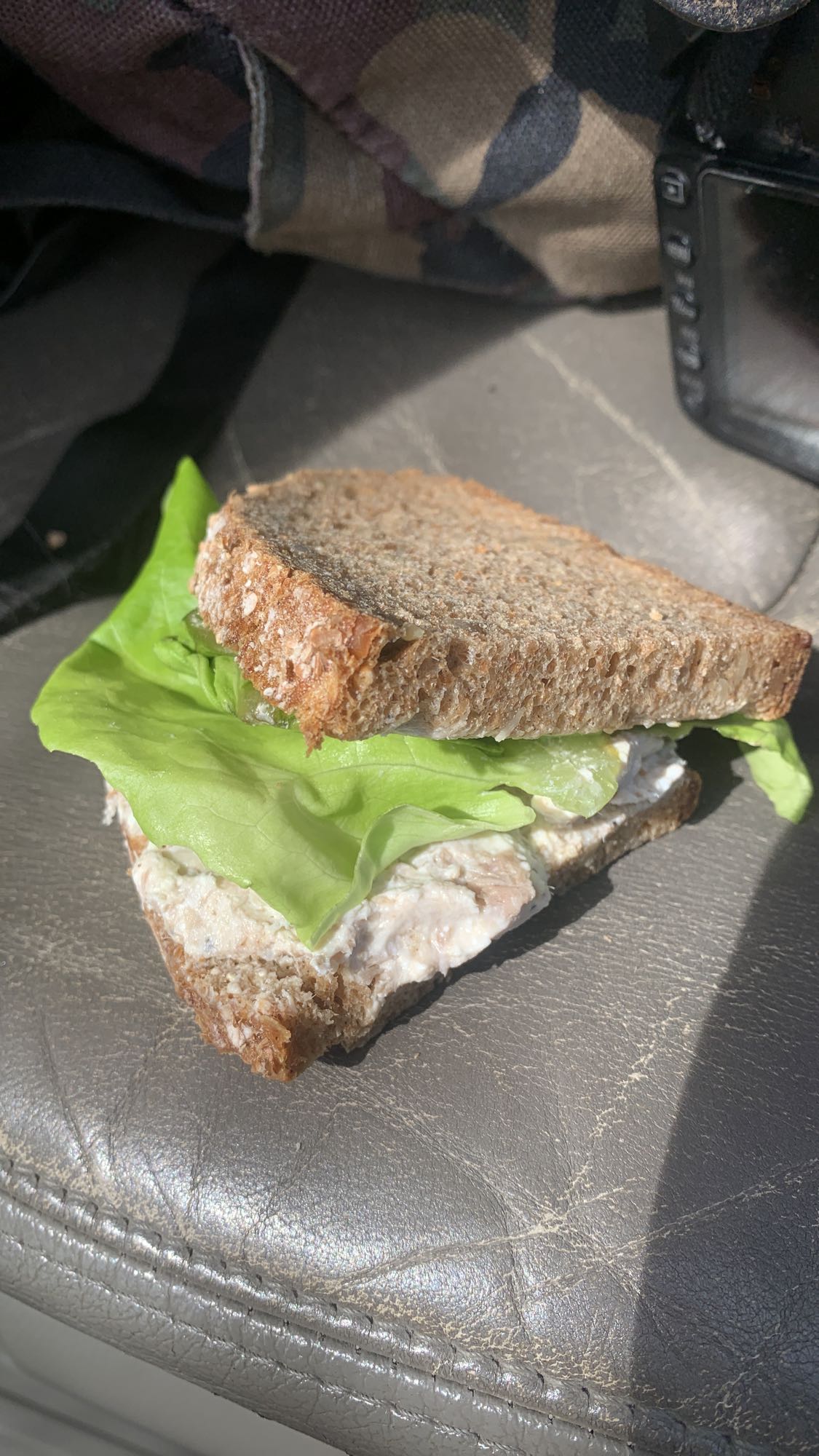 Kanapka z tuńczykiem